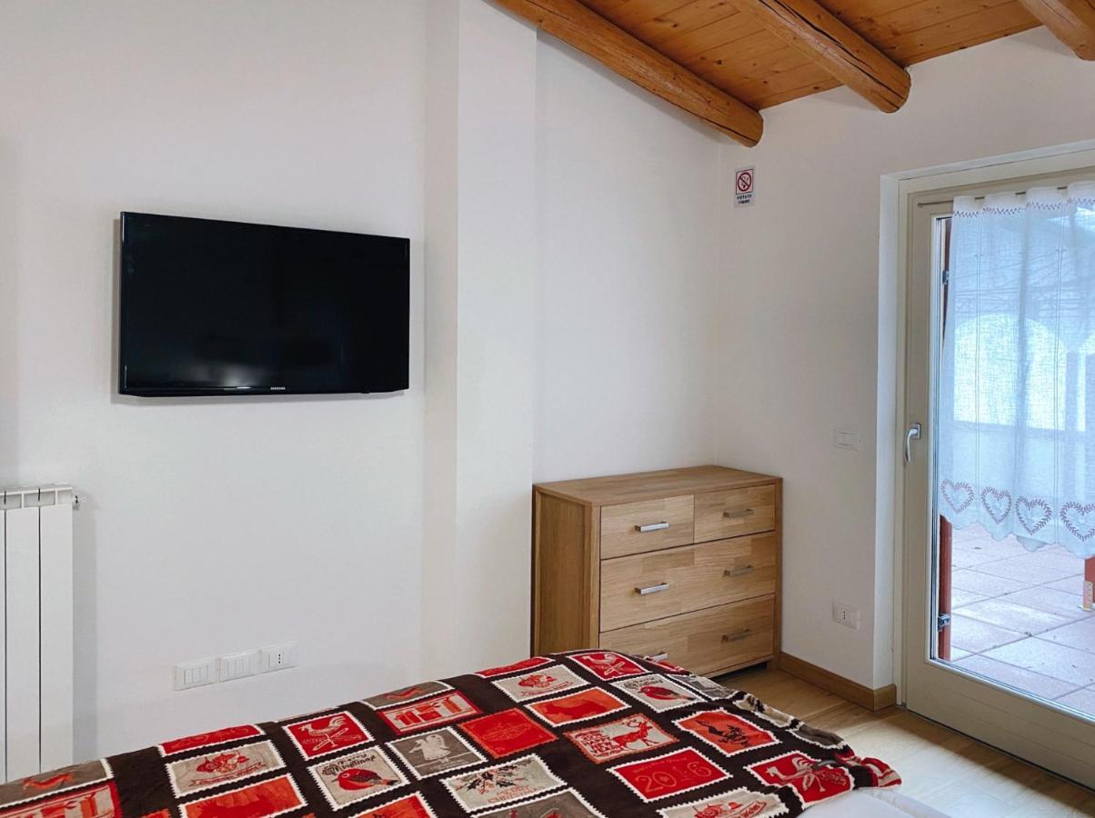 Home Giulia Ponte Di Legno Ngoại thất bức ảnh